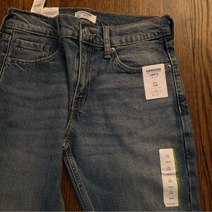 Brand new Denizen by Levi’s Jeans.  NWT. Size 30x32